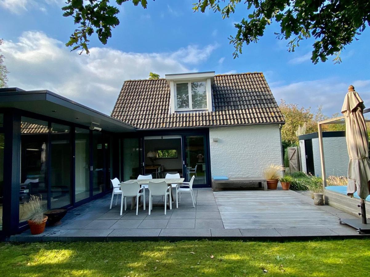 Heerlijk Vrijstaand Huis Aan De Duinen ブールグ・ハームステーデ エクステリア 写真